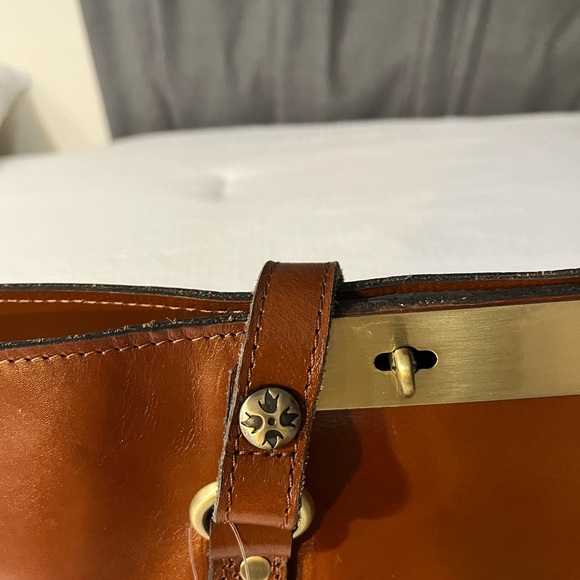 Patricia Nash Purse. 100% Leather. Brown - Picture 14 of 16